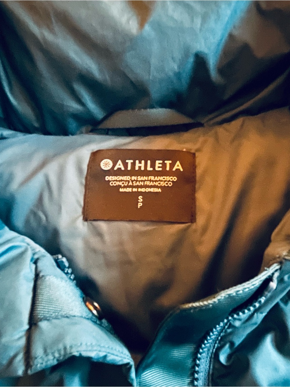 Athleta Downtown Puffer Vest in Sardinia Blue Women’s Size Small. - Picture 4 of 9